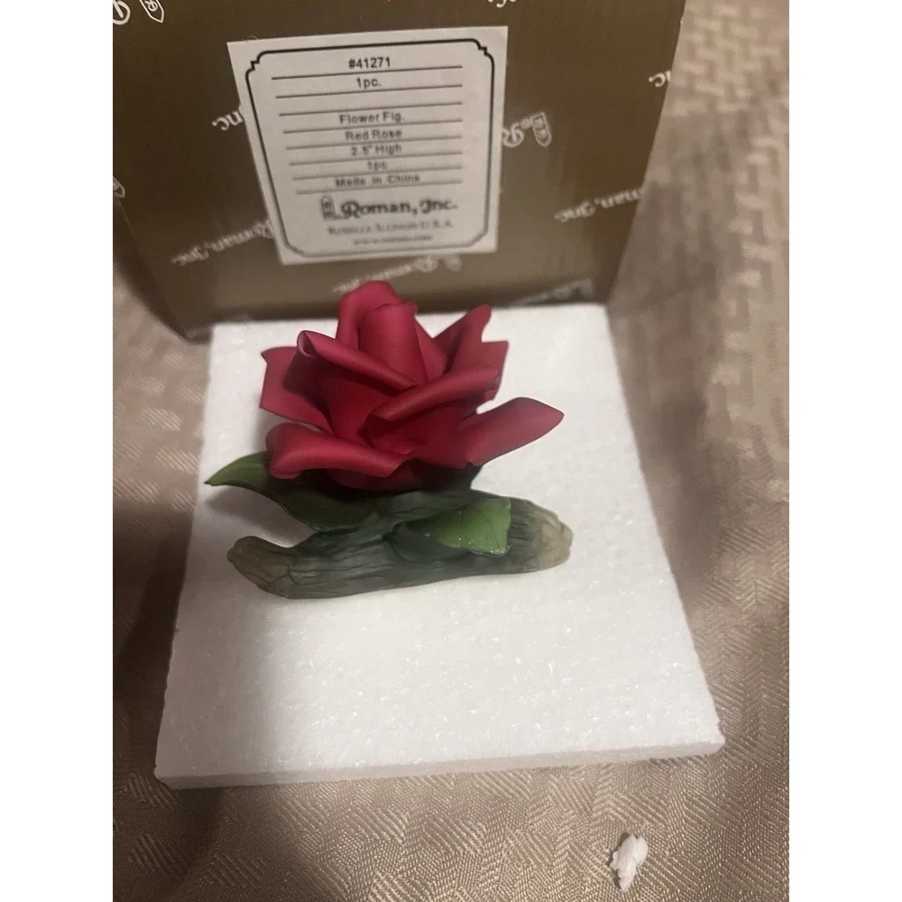 Rare ROMAN Inc. Flower Figurine Red ROSE Porcelain 3D in Box 3.25